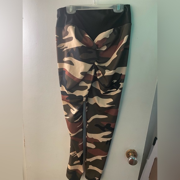 Camo leggings - Picture 2 of 2
